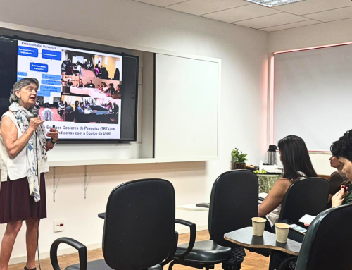 Pesquisa participativa e equidade em saúde marcam aula do Trilhas de Cuidado nas Ruas na ENSP/Fiocruz